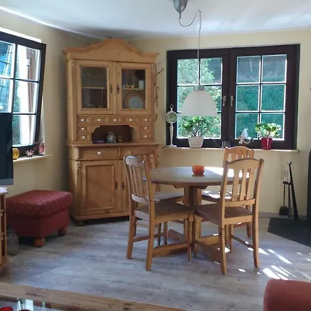 Gemutliches Kleines Ferienhaus *