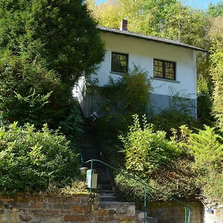 Gemutliches Kleines Ferienhaus Hébergement de vacances Oberwesel